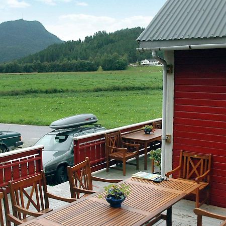 Three-Bedroom Holiday Home In Isfjorden Torvik Cameră foto